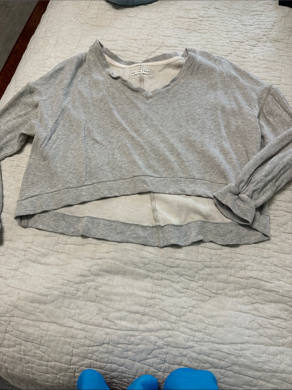 V neck top